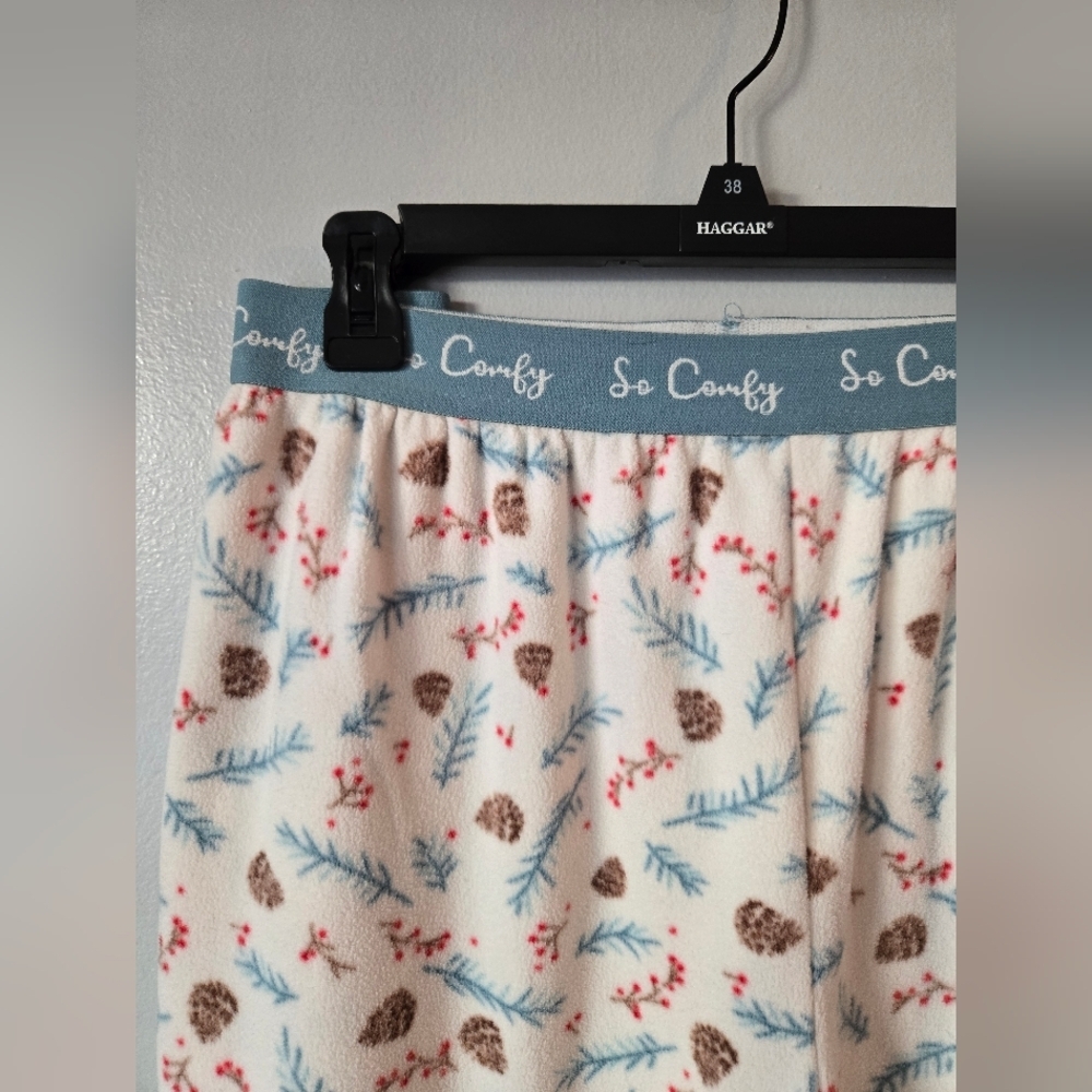 Hanes Fleece Pajama Set with Floral Winter Berry Print Size 3X - Picture 6 of 8